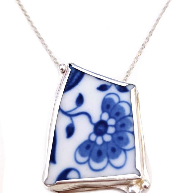 Omis-Porzellan-Zwiebelmuster-Hutschenreuter-01-01